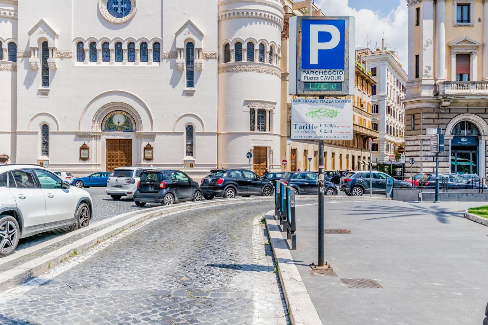 Attico Nel Cuore Di Roma Con Box Privato Per Auto Exterior foto